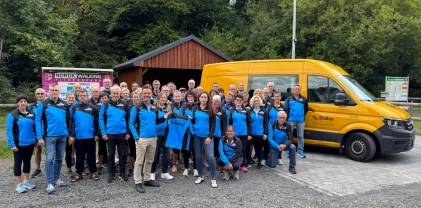 Gruppenfoto Jackenübergabe Balter Gruppenfoto Jackenübergabe Balter
